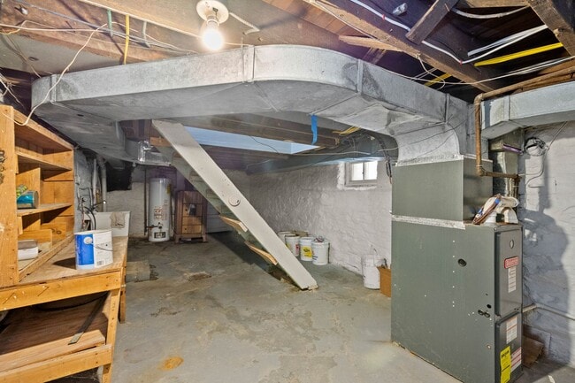 Building Photo - Gorgeous 3 bedroom home in Brookline avail...