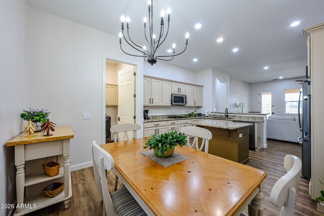 Building Photo - 14383 W Monte Vista Rd