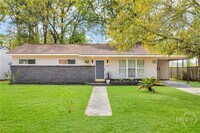 Building Photo - 2119 Walz Dr