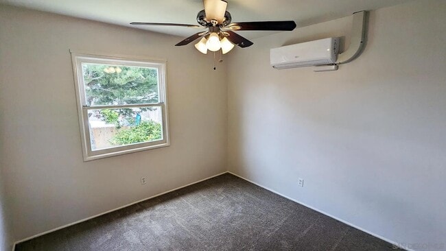 Building Photo - 4905 Iroquois Ave