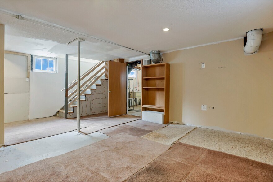Building Photo - 55 N 24th St