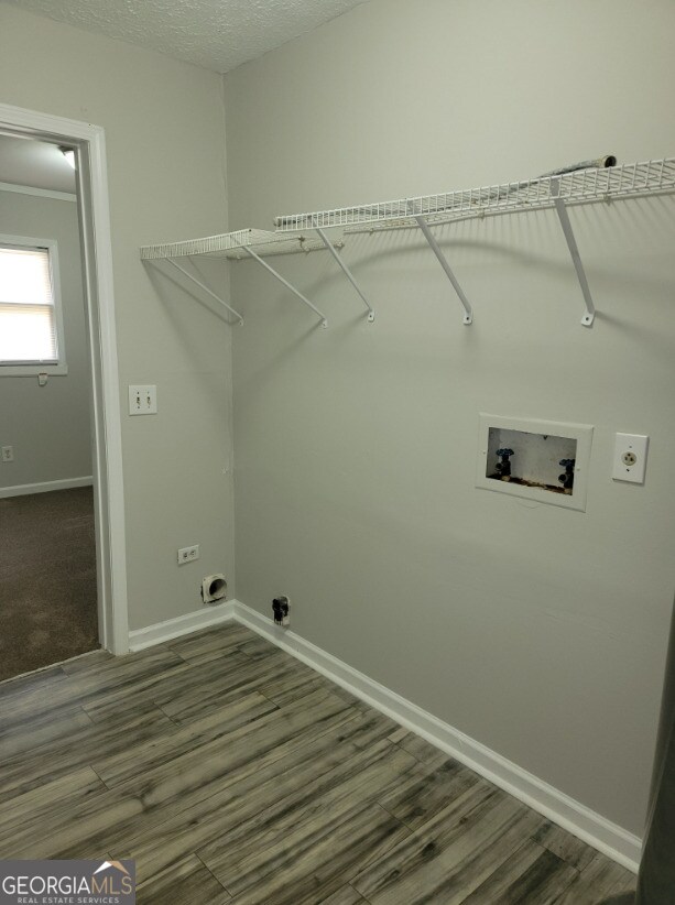 Building Photo - 15 Greenview Dr