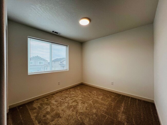Building Photo - Non-Refundable & Security Deposit Total: $...