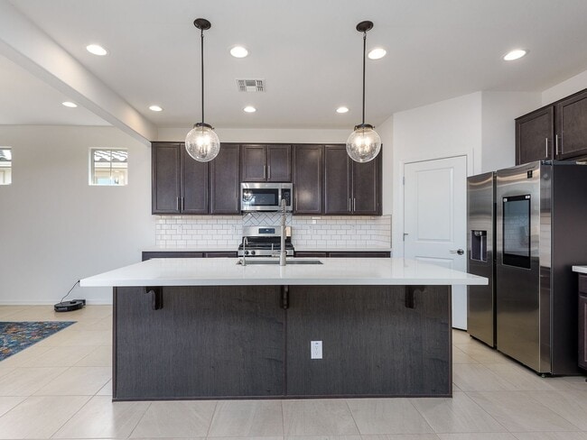 Building Photo - 4 Bedroom Single Family Home in Queen Creek
