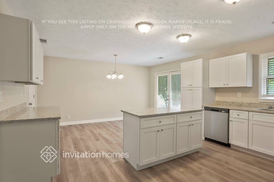 Building Photo - 431 Cricket Hill Trail