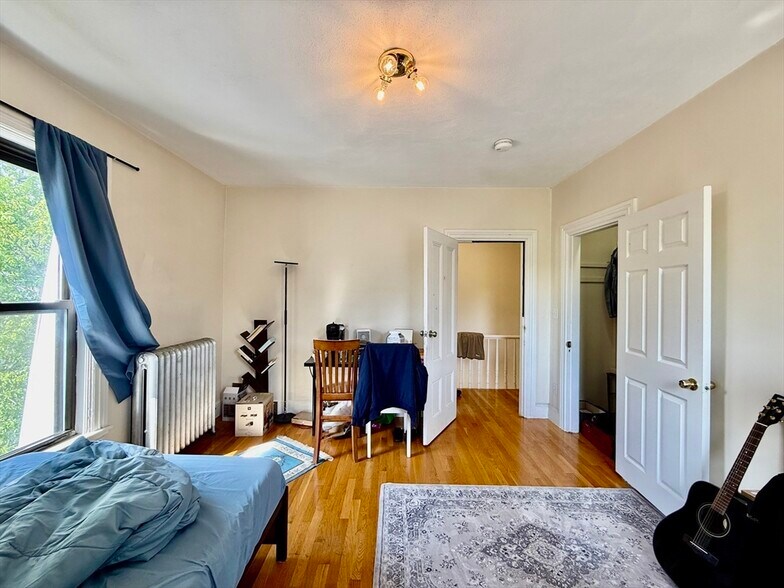 Building Photo - 48 Allston St