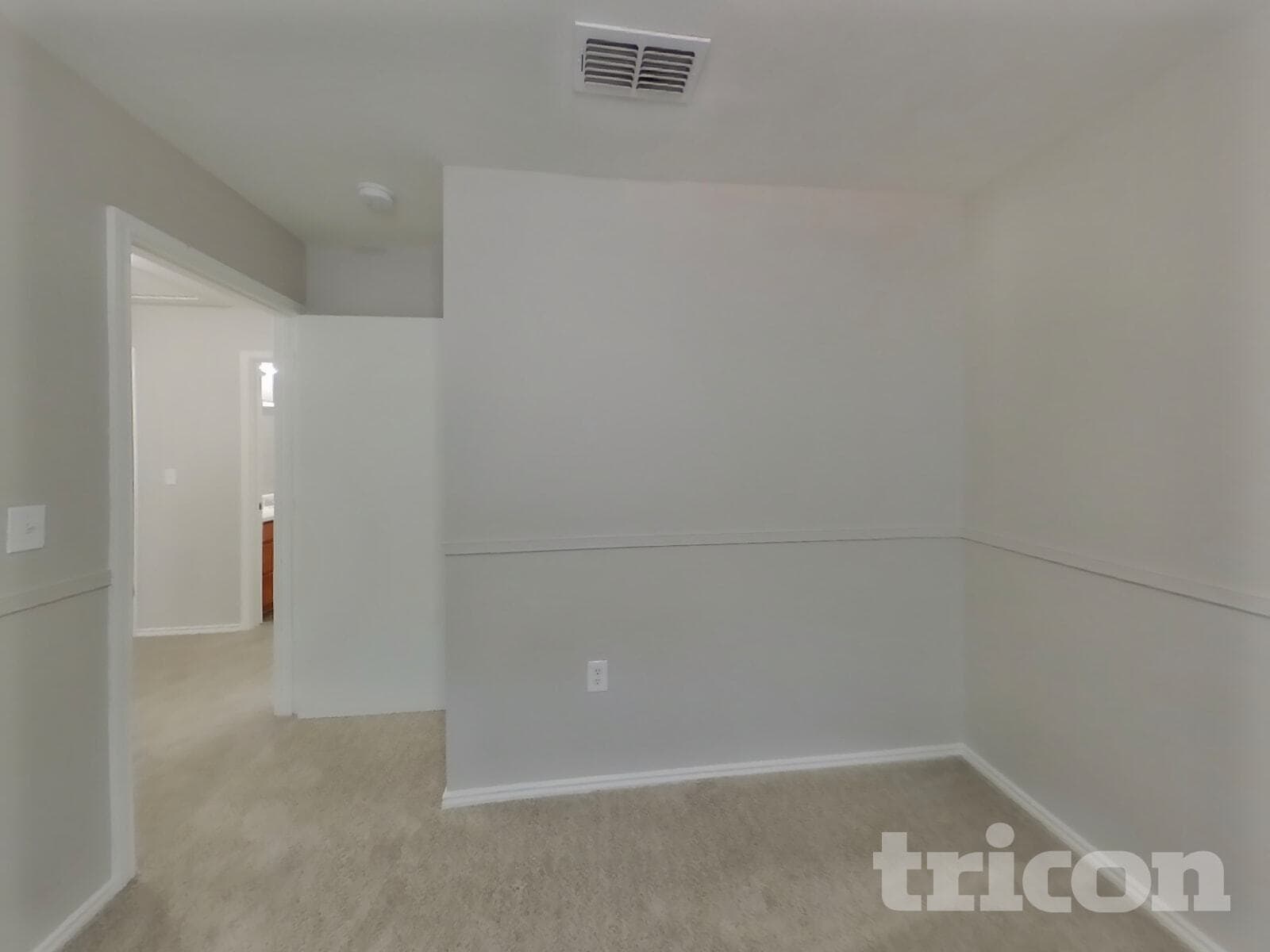 Building Photo - 6323 Cougar Village