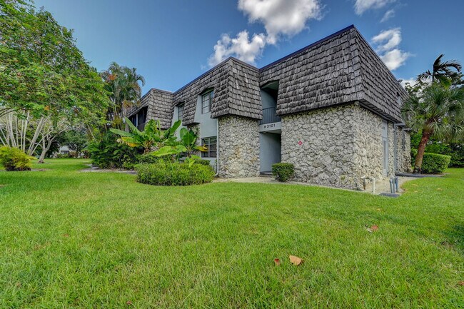 Building Photo - 3101 Oakland Shores Dr