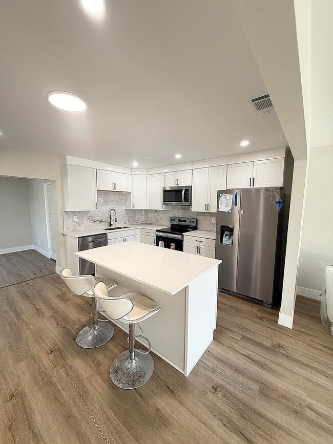 Building Photo - 3797 Roan Ct E