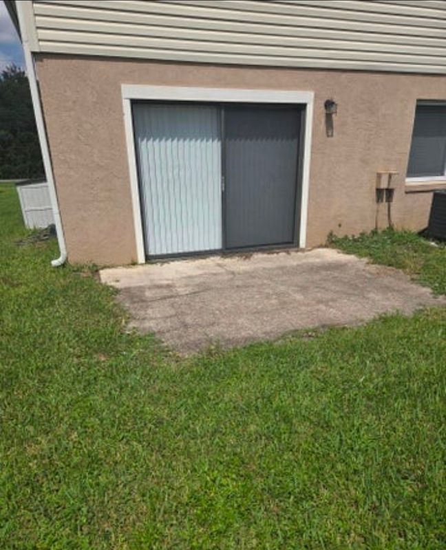 Building Photo - 4447 Barna Ave