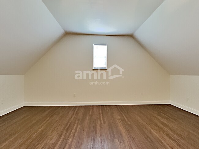 Building Photo - 113 Gatone Ct