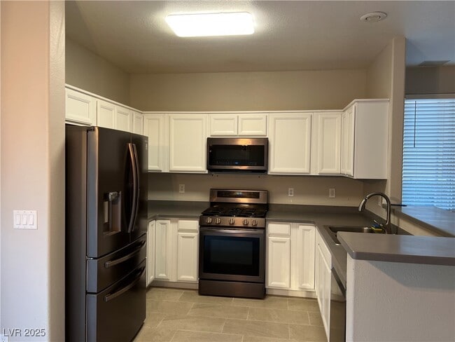 Building Photo - 8824 Iron Hitch Ave