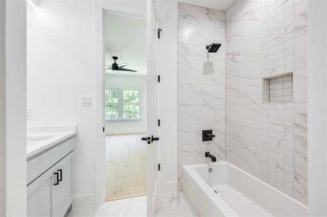 Building Photo - 5710 Vanderbilt Ave