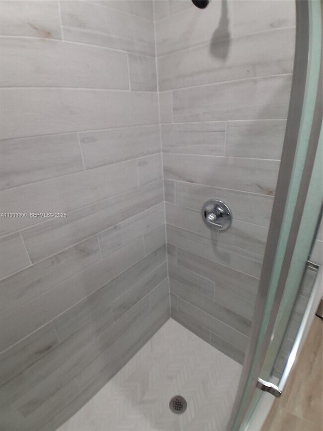 Building Photo - 4921 SW 164th Terrace