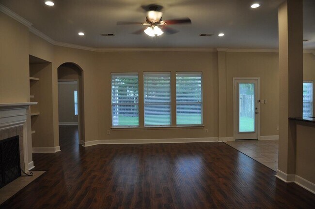 Building Photo - 26639 Summerbend Hollow Ln