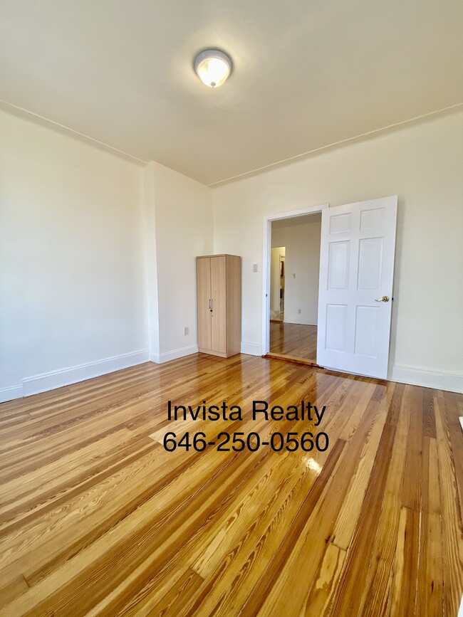 Building Photo - 3004 47th St