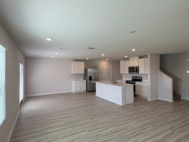 Building Photo - 2637 Saltgrass Wy