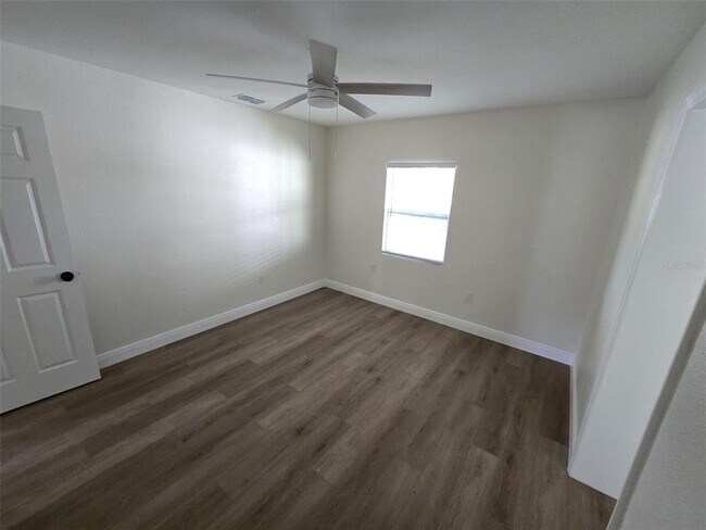 Building Photo - 416 W Ianthe St
