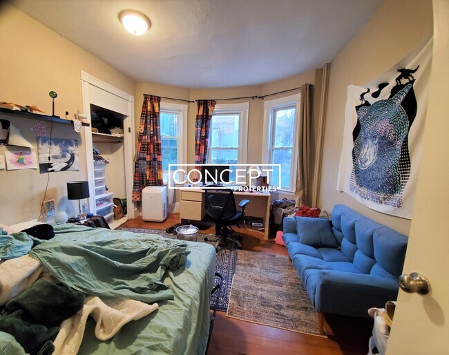 Building Photo - 6A Sunset St. Unit 2