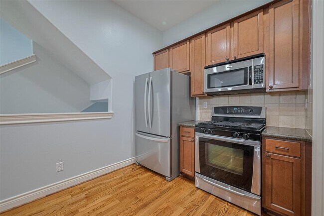 Building Photo - 1606 Colorado St