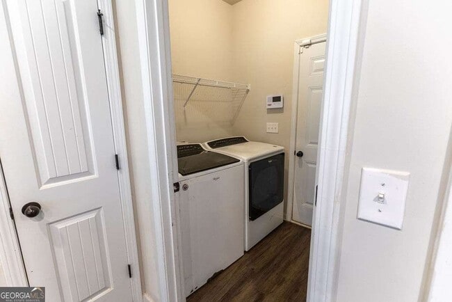 Building Photo - 1028 Mcconaughy Ct