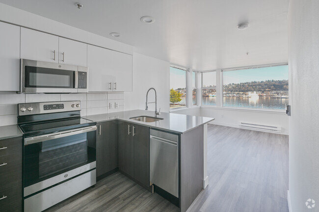 Interior Photo - Lake Union Tower