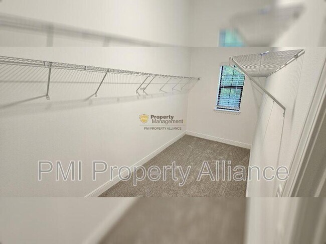 Building Photo - 443 Diamond Dove Cv