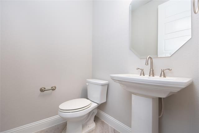 Building Photo - 3013 Galveston St