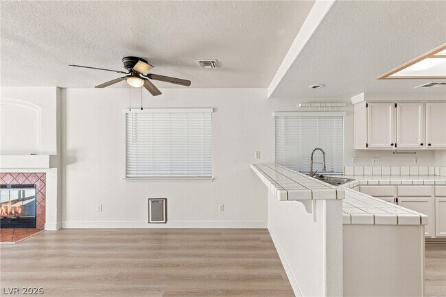 Building Photo - 9337 Mist Flower Cir