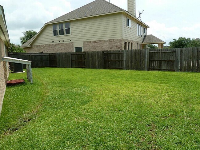 Building Photo - 13006 Balsam Lake Ct