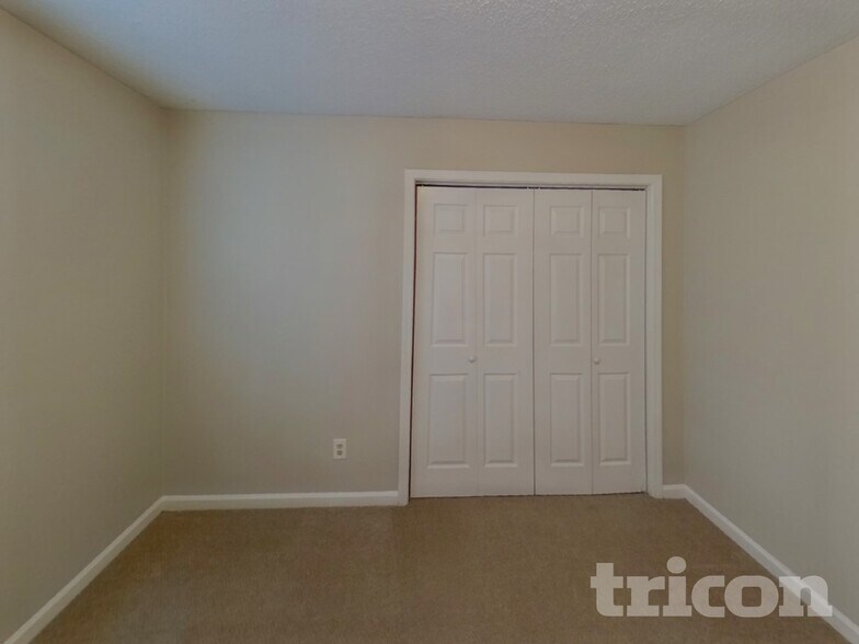 Building Photo - 296 Whitney Ln