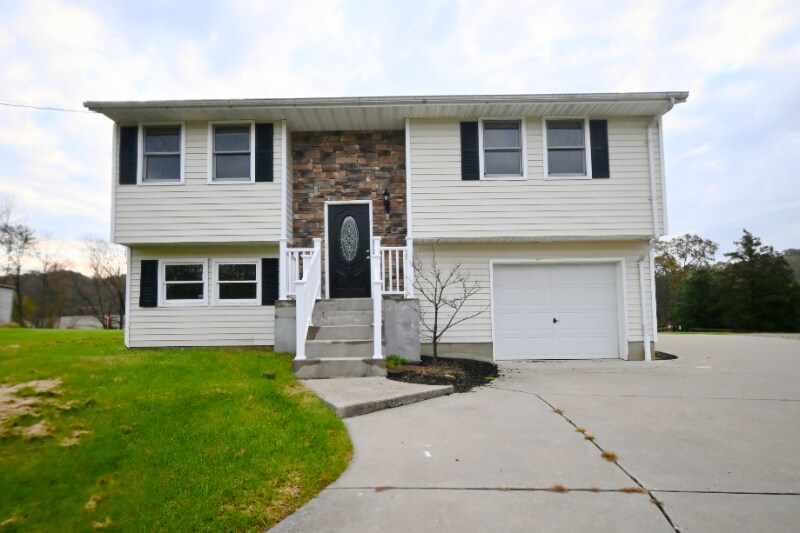 Primary Photo - 615 Concord Rd