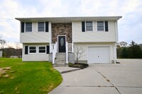 Building Photo - 615 Concord Rd