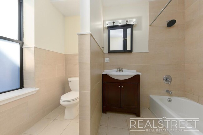 Floorplan - 448 15th St