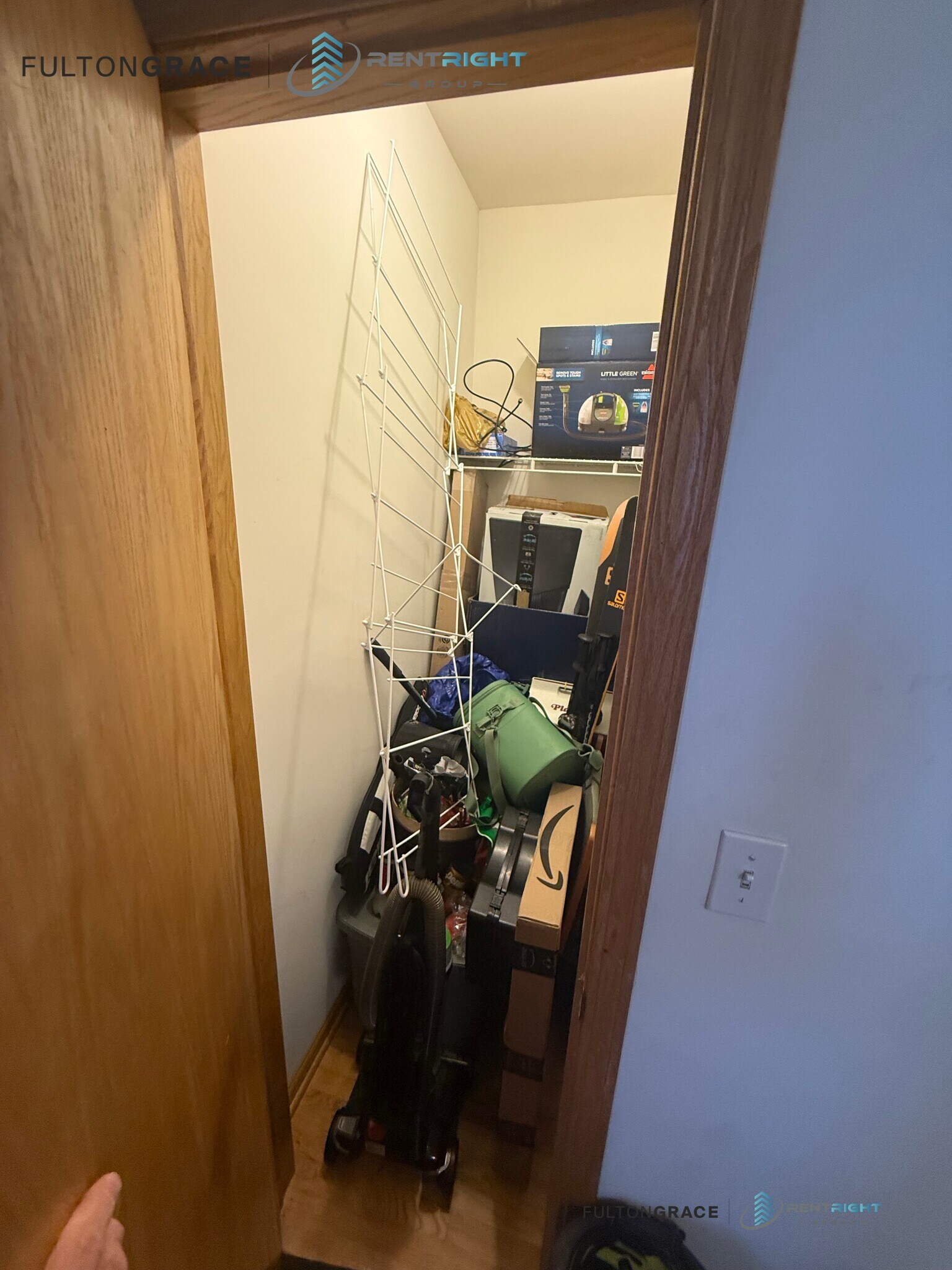 Building Photo - 819 N Wood St