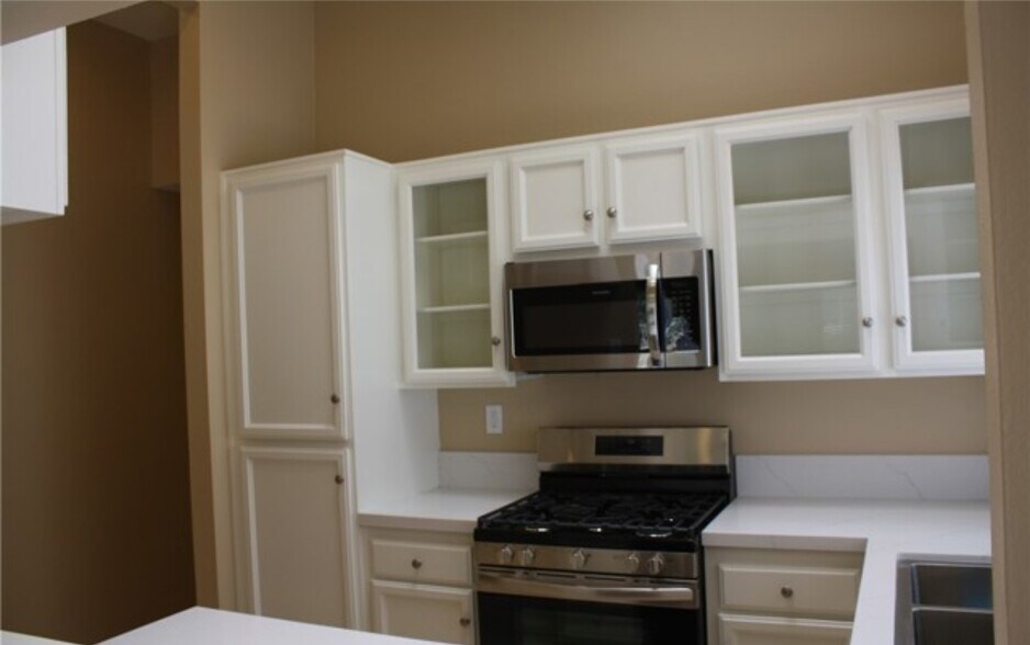 Building Photo - 23418 Pomita Pl