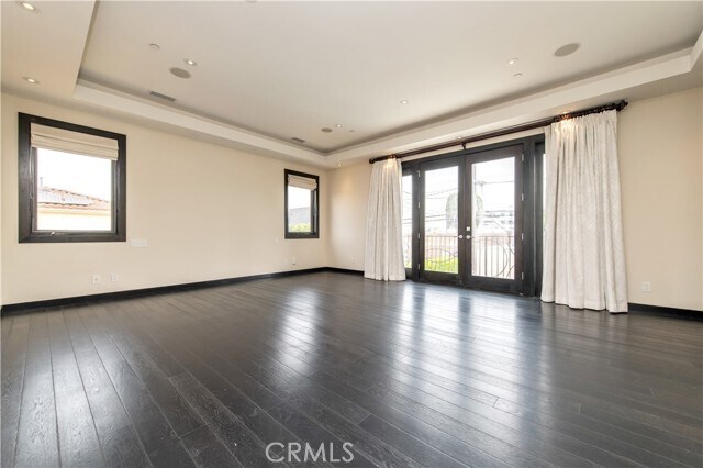 Building Photo - 268 S Clark Dr