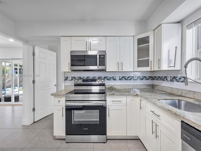 Building Photo - 340 NW 45th St