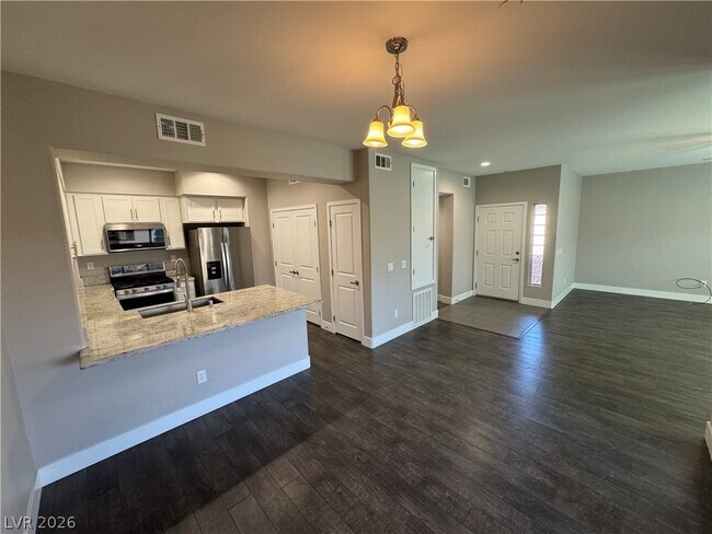 Building Photo - 11885 Tevare Ln