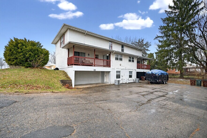 Building Photo - 4432 Renwood Dr