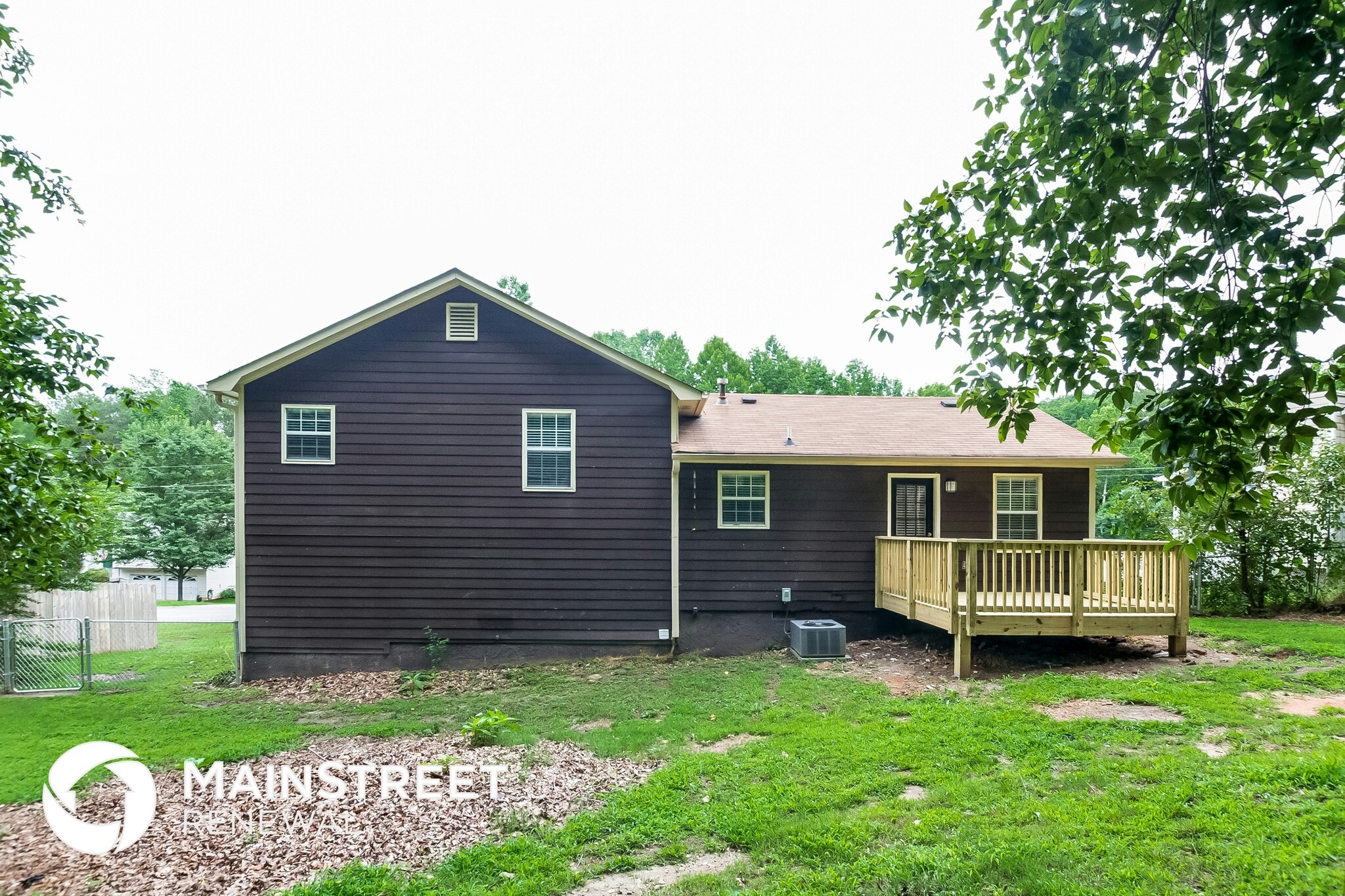 Building Photo - 111 Brookside Dr