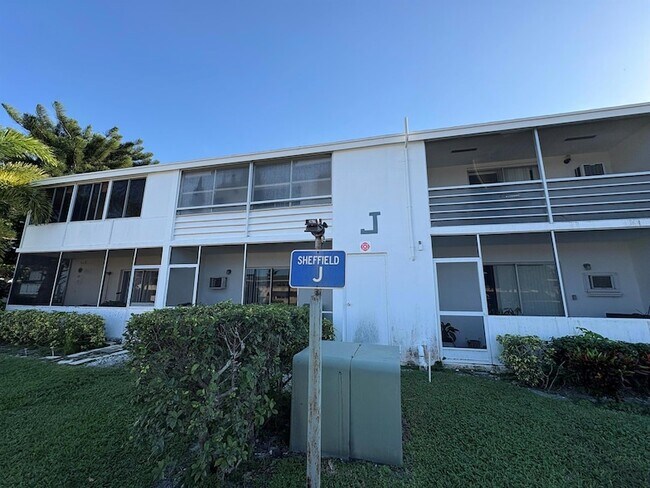 Building Photo - 244 Sheffield J