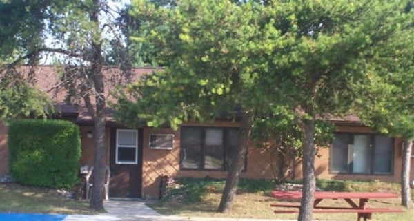 Primary Photo - Summer Place Apartments
