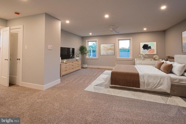 Building Photo - 21 Manor Rd