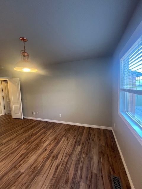 Building Photo - 4 Bed 2 Bath in Nampa!