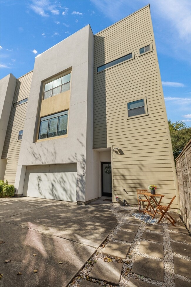 Building Photo - 5012 Cornish St