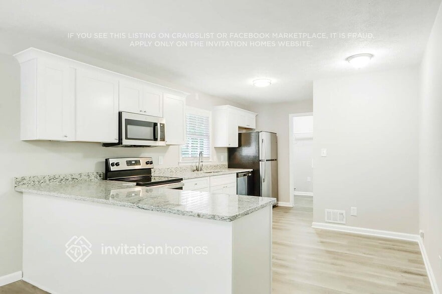 Building Photo - 251 Mediterranean Ln