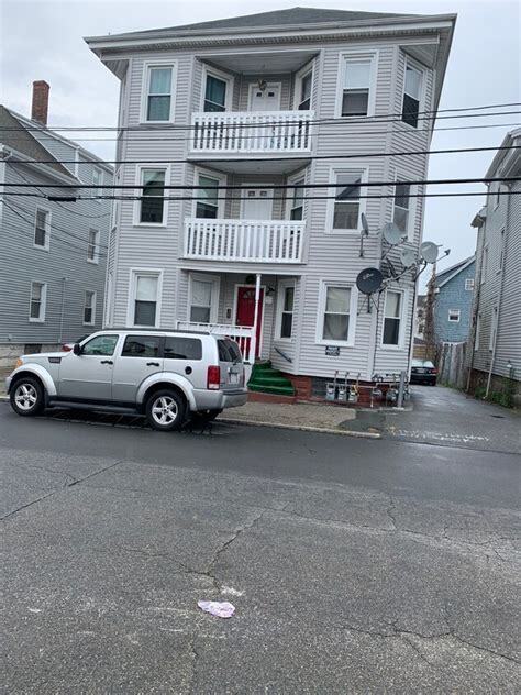 Primary Photo - 12 Cleveland St