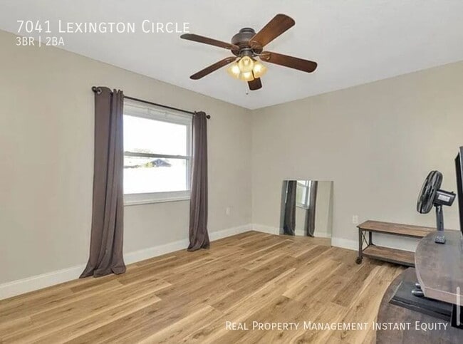 Building Photo - 7041 Lexington Cir