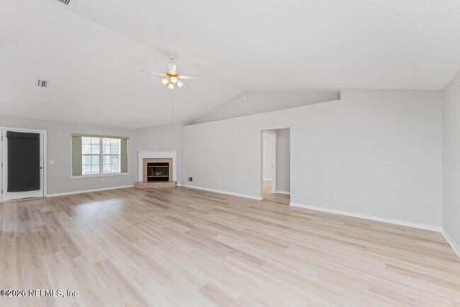 Building Photo - 5434 Bristol Bay Ln N